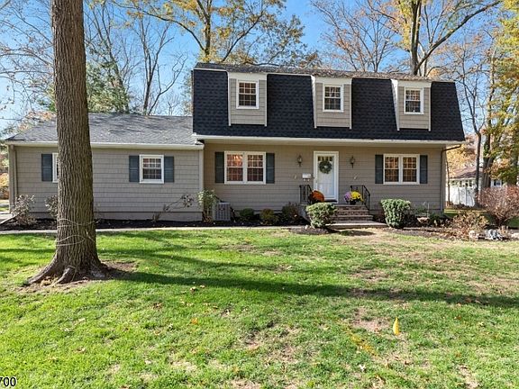 2nd image of 15 Jones Dr