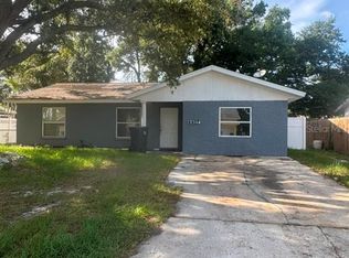6407 2nd Ave NE, Bradenton, FL 34208