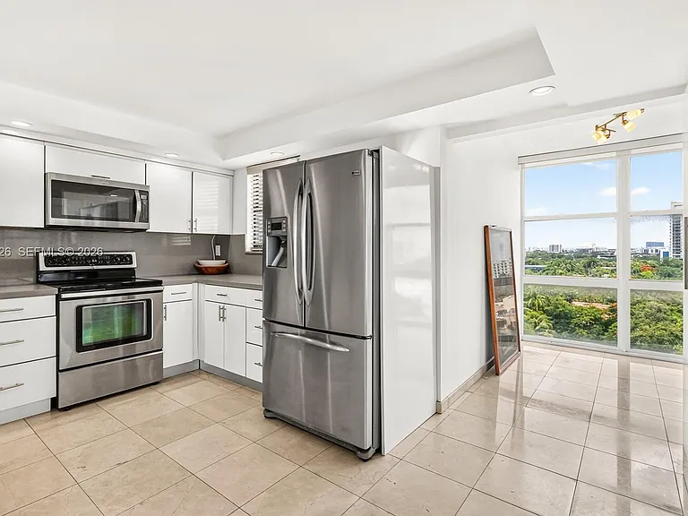 1901 Brickell Ave #B1109 — Photo 11