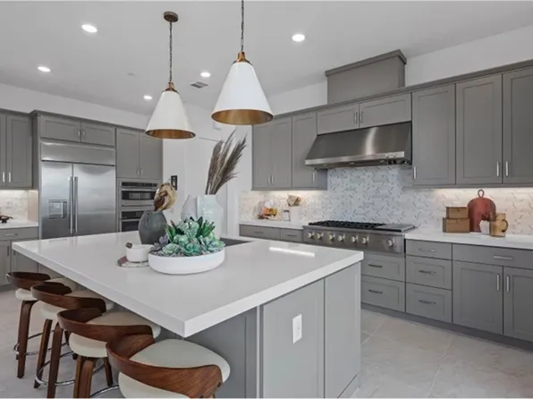 27129 Skyland Way, Valencia, CA 91355