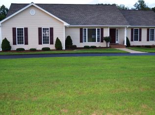 320 Clements Dr, Tappahannock, VA 22560