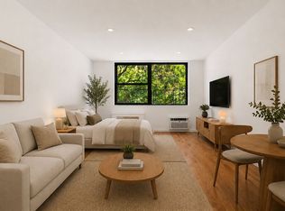 212 E 77th St APT 4D, New York, NY 10075