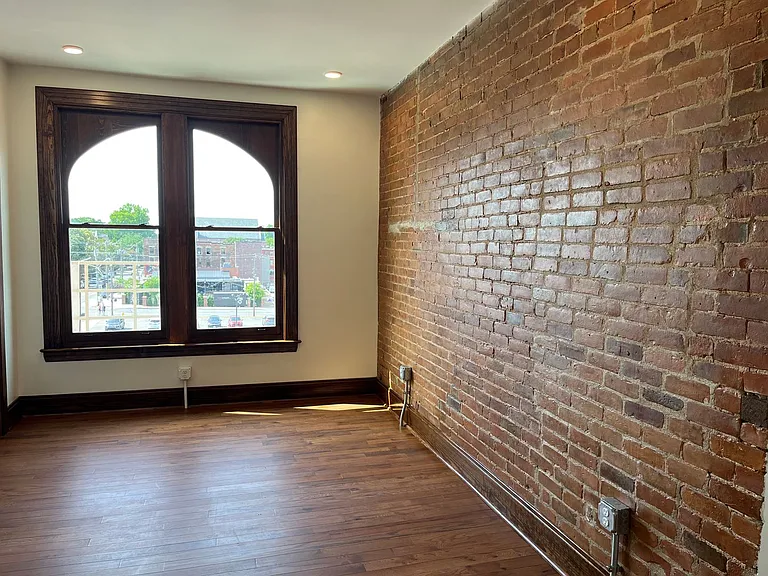 303 Greenup (NEW) — Photo 20