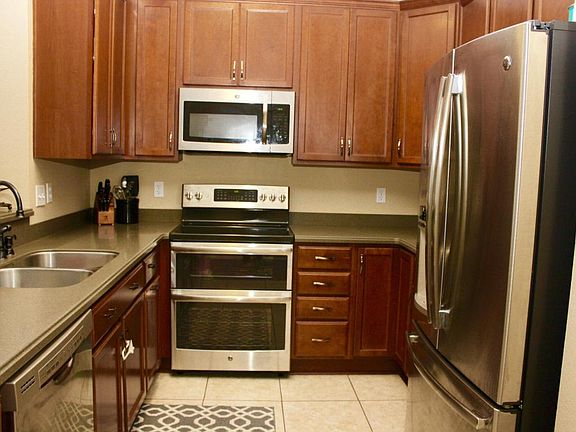 3rd image of 154 Las Palmas Ln