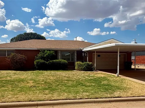 412 S 25th St, Clinton, OK 73601