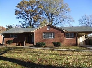 1910 Birchcrest Dr, Charlotte, NC 28205