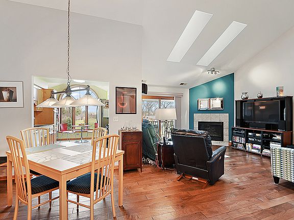 5th image of 6420 Pine Trl APT 3