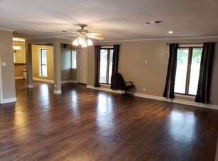 195 Eastledge Dr, Graham, TX 76450