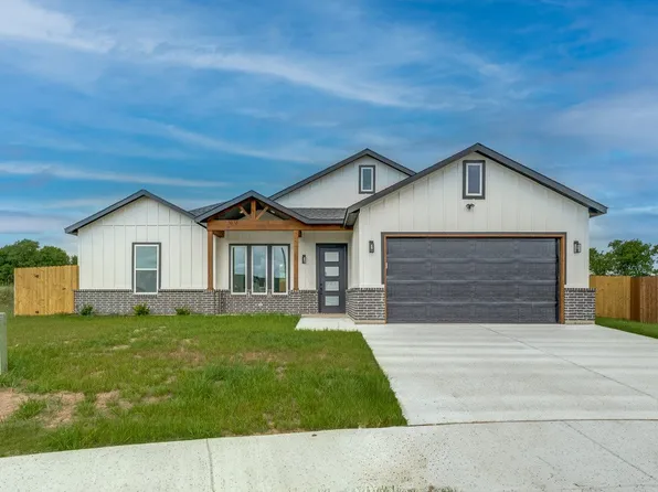 592 Highview Ct, Godley, TX 76044