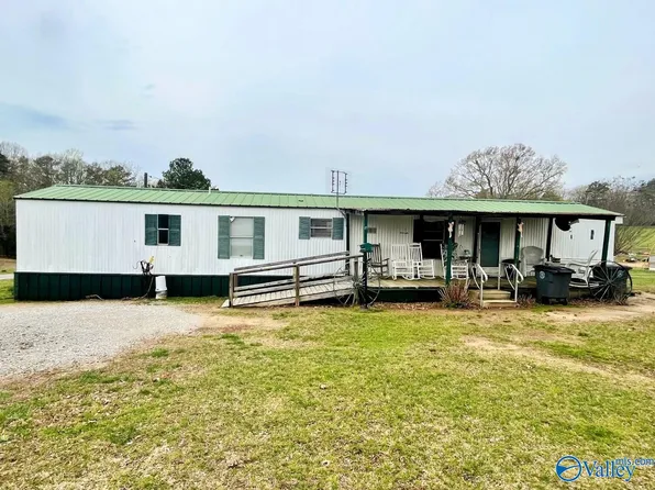 424 County Road 556, Trinity, AL 35673