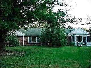 2nd image of 4136 Jamesway Dr