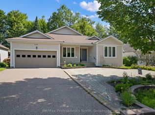 102 Pineridge Gate, Gravenhurst, ON P1P1Z2