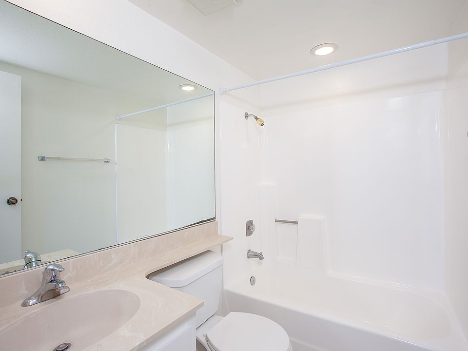 1st image of 5301 E Waverly Dr Unit 218