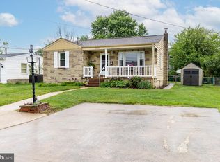 8422 Geneva Rd, Pasadena, MD 21122