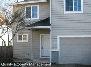 746 Swing Ln APT 6, Medford, OR 97501