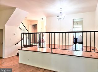 11702 Dry River Ct, Reston, VA 20191