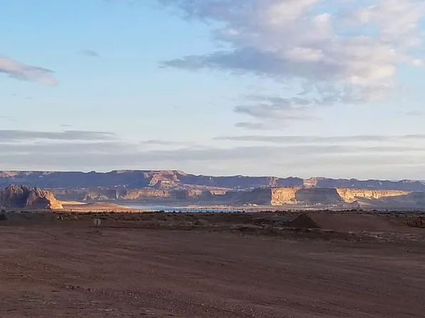 1200 Glen Canyon Dr #18, Page, AZ 86040