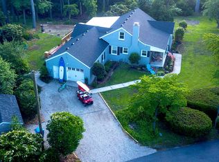 1001 Bay Colony Dr, Virginia Beach, VA 23451