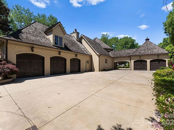 2nd image of 1816 Craigmore Dr