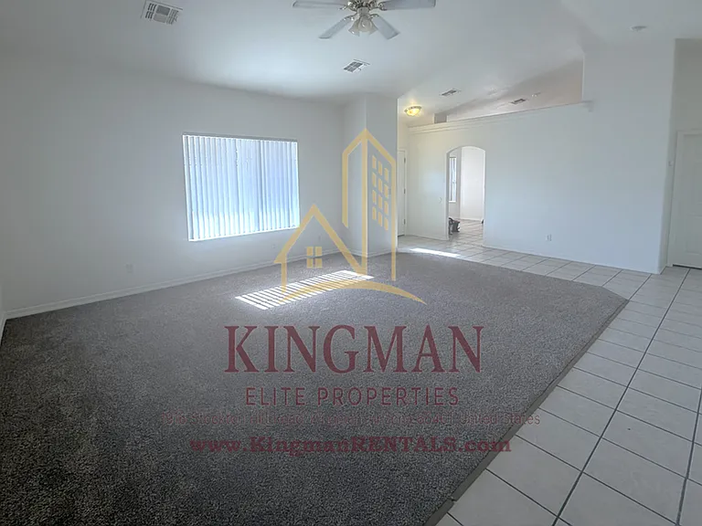 1748 Club Ave — Photo 4