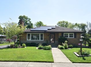 3N371 N Howard Ave, Elmhurst, IL 60126
