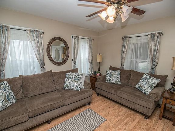 5th image of 12308 Lena Ave