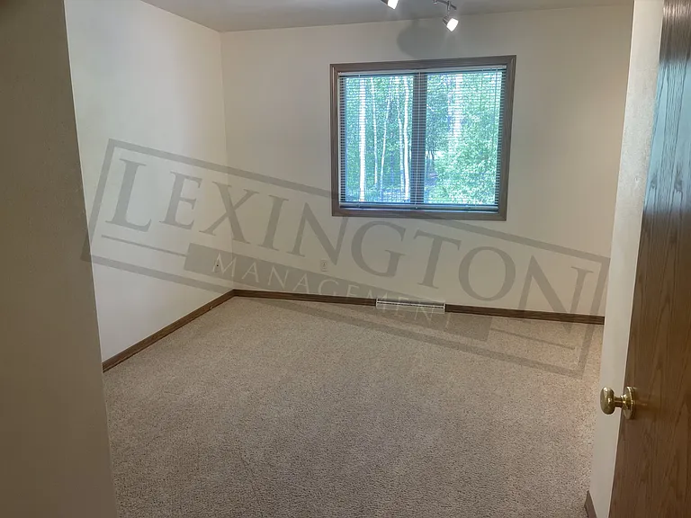827 Foote St — Photo 3