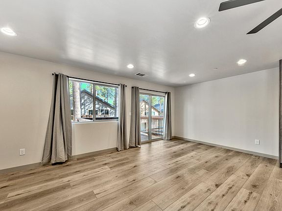 5th image of 2160 Barton Ave #D2