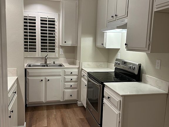 3rd image of 70100 Mirage Cove Dr