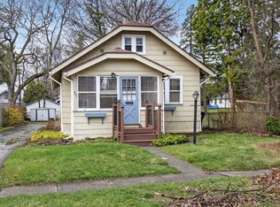 203 Elham Rd, Rochester, NY 14624