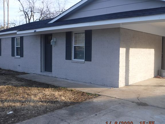 4th image of 125 W Greenbriar Dr
