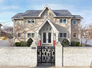 204-33 45th Rd #204-33, Bayside, NY 11361