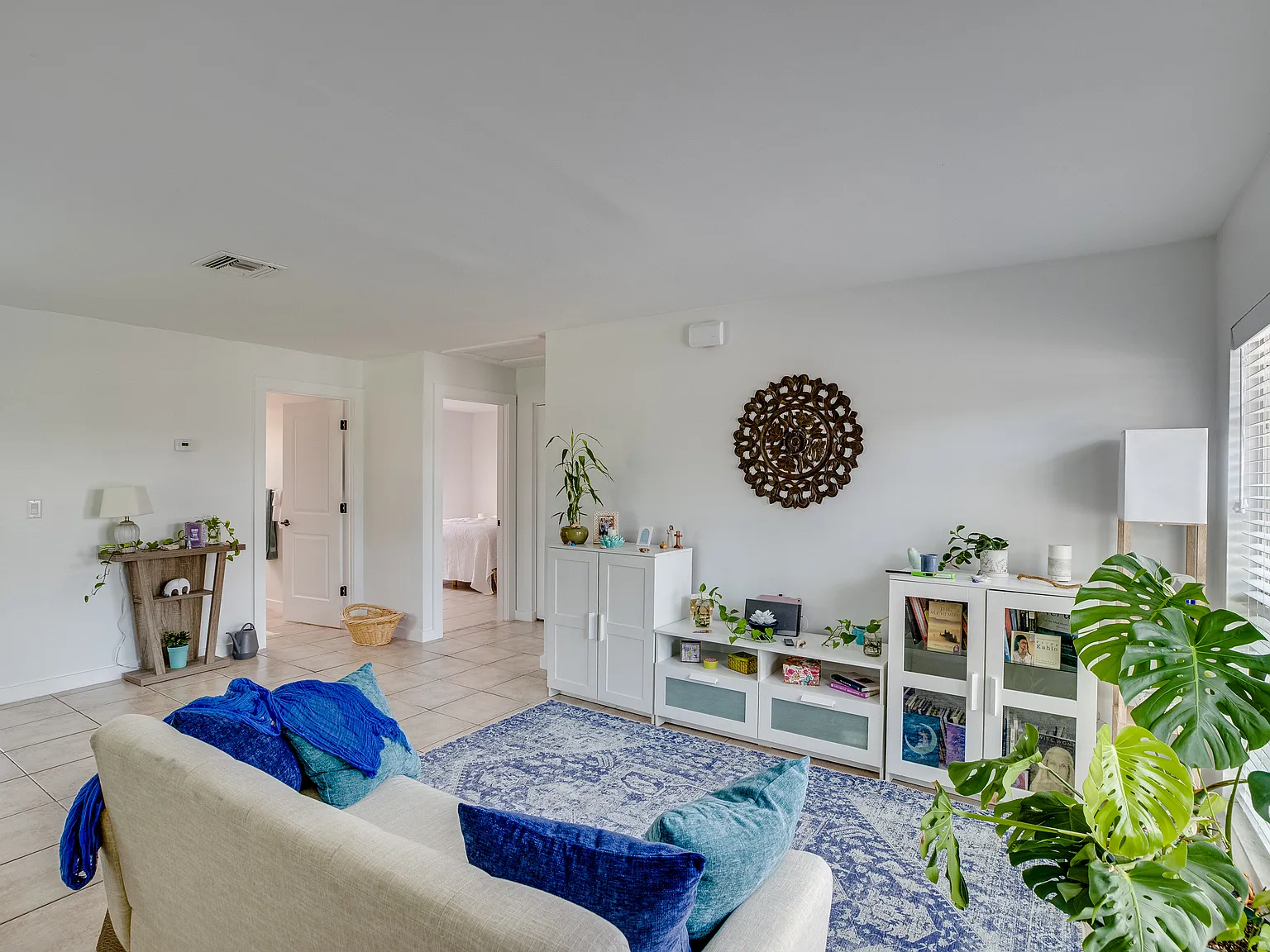 965 16th Pl — Photo 4