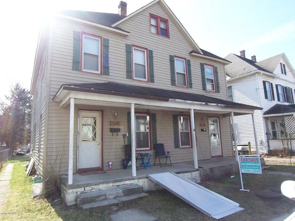 2159 Mosser Ave photo 1