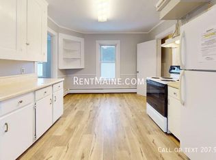 88 Larkin St APT 2, Bangor, ME 04401