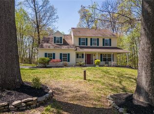 46 Spring Hill Rd, Hereford, PA 18056