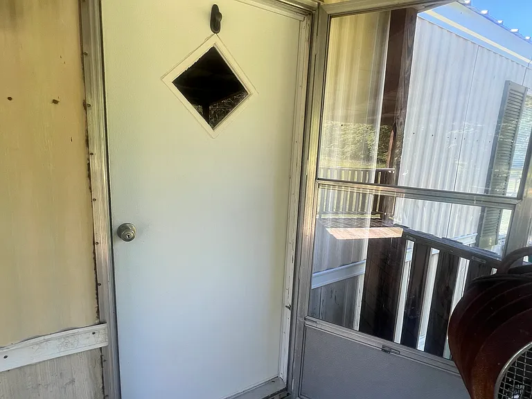 122 Overton Lake Rd — Photo 3
