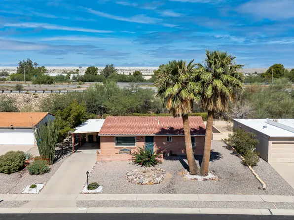 1050 S La Higuera, Green Valley, AZ 85614