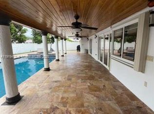 8700 SW 19th Ter #8700, Miami, FL 33165