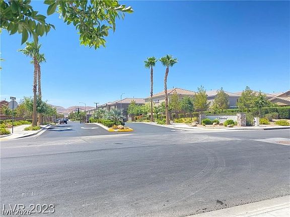 3rd image of 9562 Volk Ave