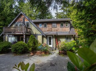 1228 Howard Dr, Tofino, BC V0R2Z0