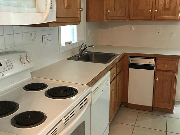 Kitchen with Oak Cabinets
