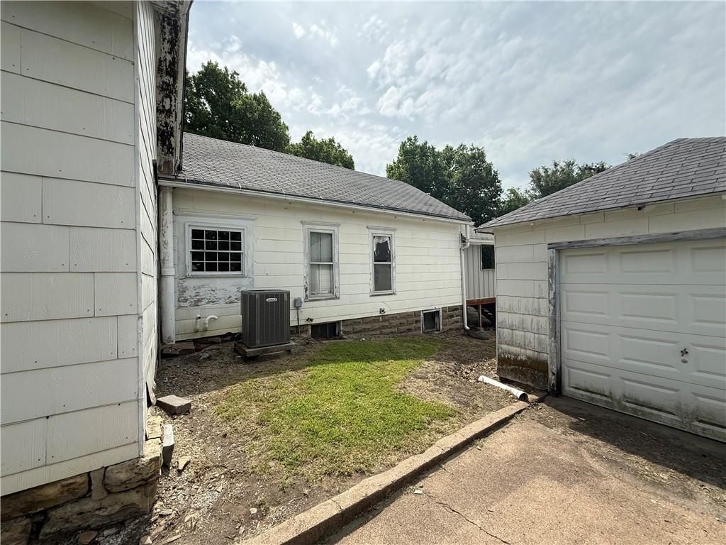 1115 Virginia St, Sabetha, KS - View 6