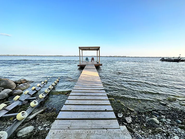 498 Hiscock Shores Rd — Photo 9