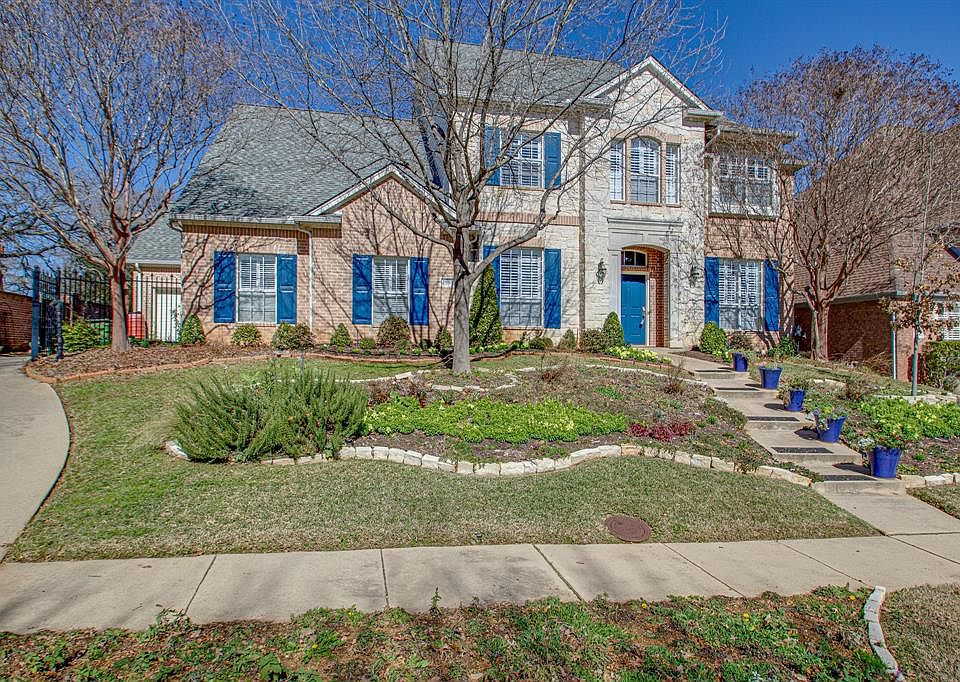 1st image of 2904 High Oaks Dr
