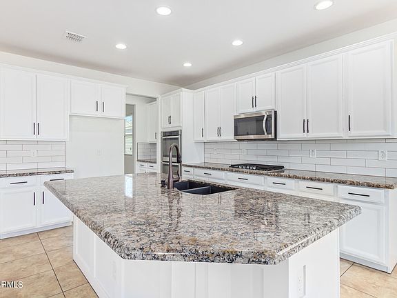 5th image of 35525 N Kelsee Drive