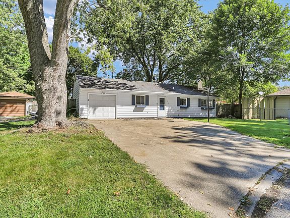 2nd image of 1810 Greendale Dr