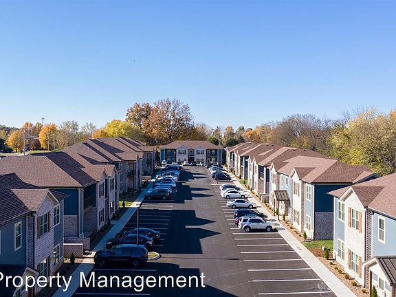 2nd image of 556 Emmett Ave APT 32