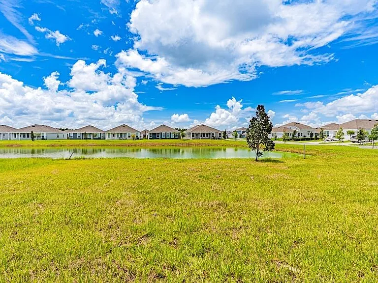 5550 Guava Ct — Photo 14