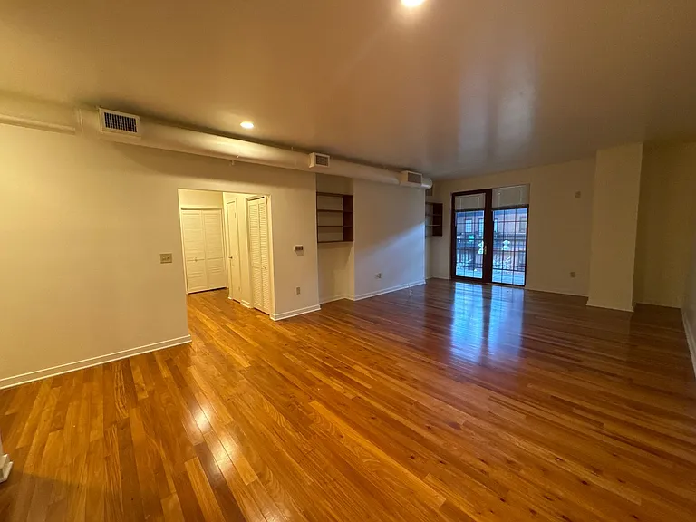 11 W 2nd St #381 — Photo 10